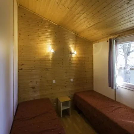 Two Bedroom Chalet In Located In The Heart Of A Pine Forest 196 * Agde