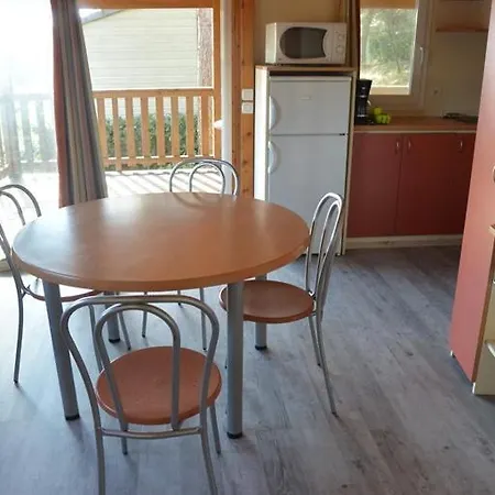 Two Bedroom Chalet In Located In The Heart Of A Pine Forest 196 * Agde